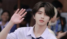 蔡徐坤八卦爆料最新,揭秘娱乐圈新晋情侣背后的故事