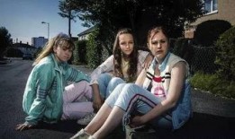 三个女孩在线观看,共享虚拟世界精彩瞬间