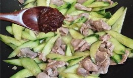 娱乐吃瓜酱 男女平等,倡导男女平等，共筑和谐娱乐生态