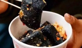 路边摊臭豆腐爆料视频下载,揭秘路边摊臭豆腐的诱人魅力